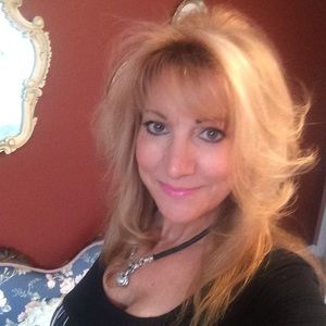 Meet your Posher, Oleda